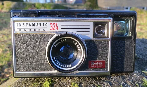 Kodak Instamatic 324