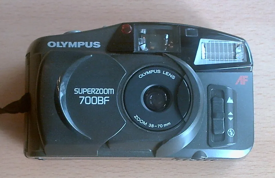 Olympus Superzoom 700BF