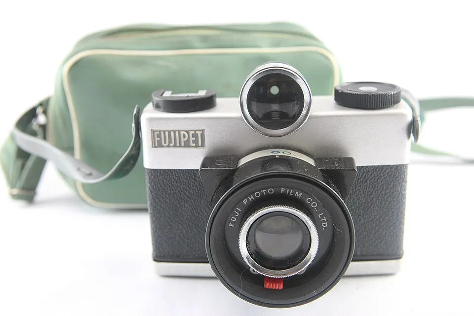 Fujifilm Fujipet (original)