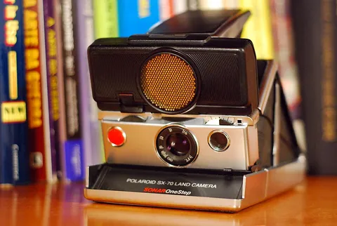 Polaroid SX-70 Sonar OneStep