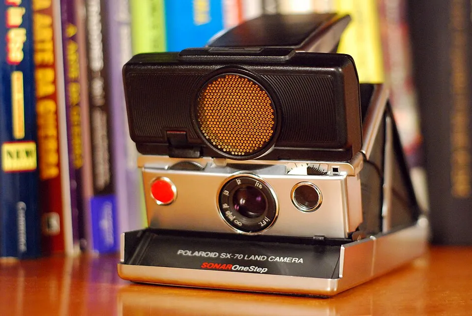 Polaroid SX-70 Sonar OneStep
