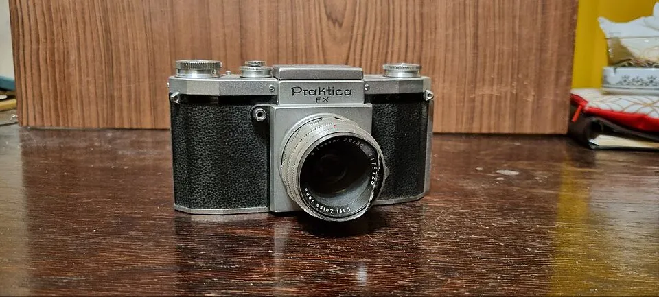 Praktica FX