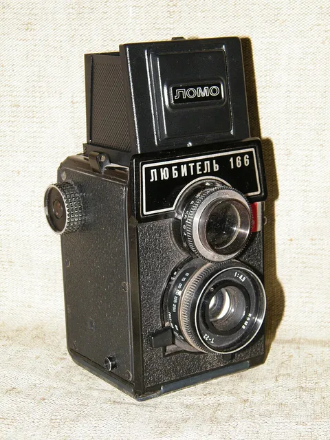 Lubitel 166