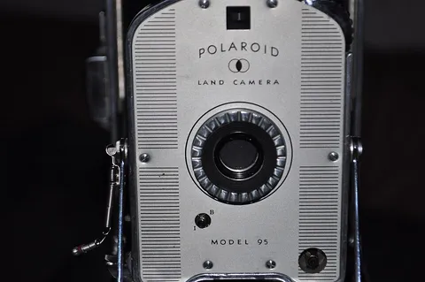 Polaroid Model 95