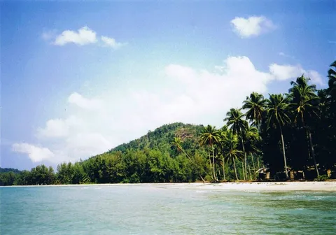 Ko Chang coastline