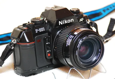 Nikon F-501