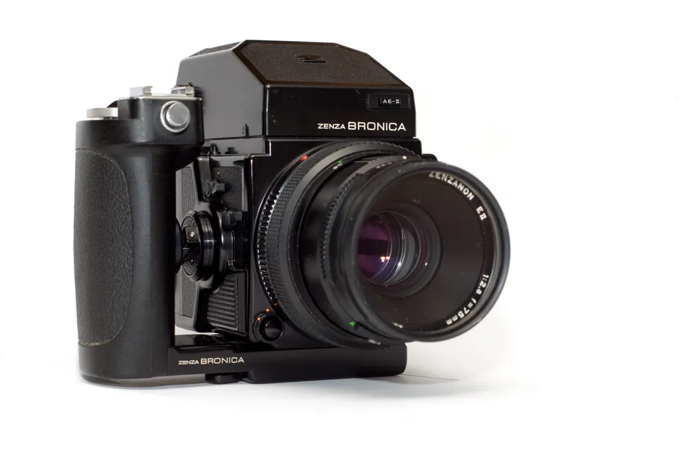 Bronica ETR Si