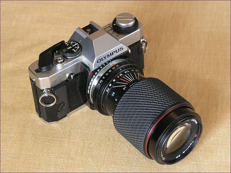 Olympus OM-20