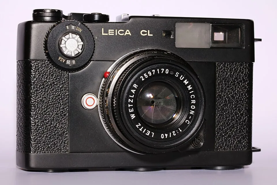 Leica CL (rangefinder)