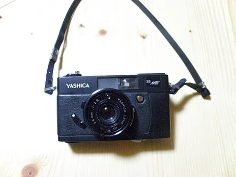 Yashica 35MF