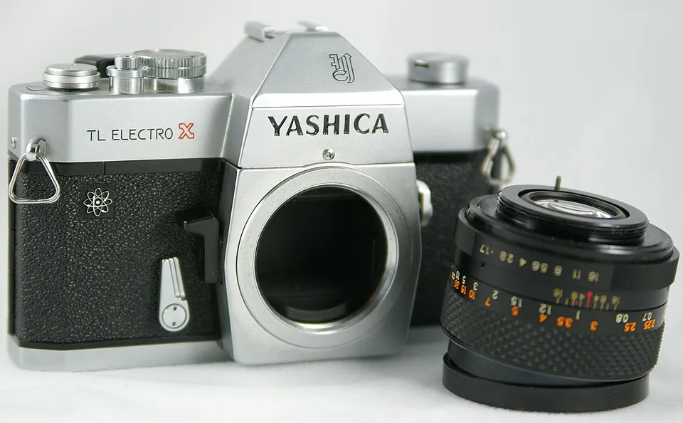 Yashica TL Electro X
