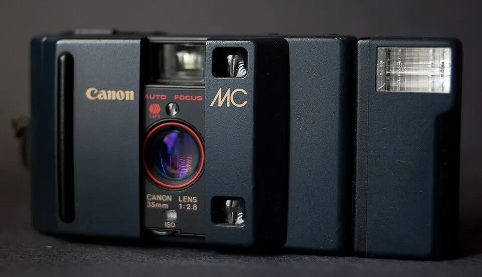 Canon MC