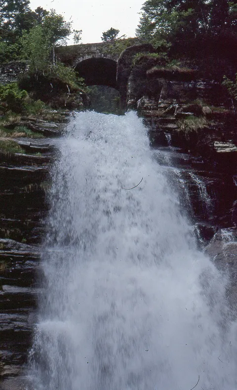 Cascade du Gouffre d'Enfer, 1984, shot on Olympus OM-10