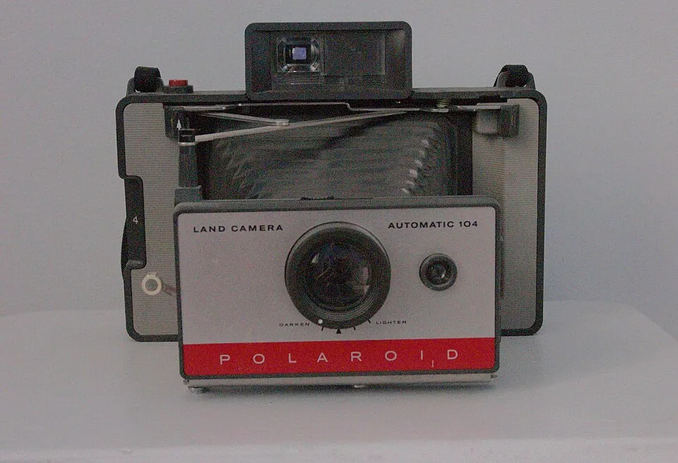 Polaroid Automatic 104