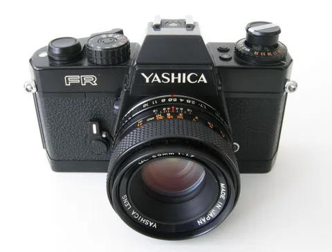 Yashica FR