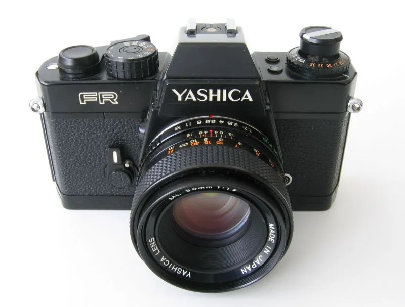 Yashica FR