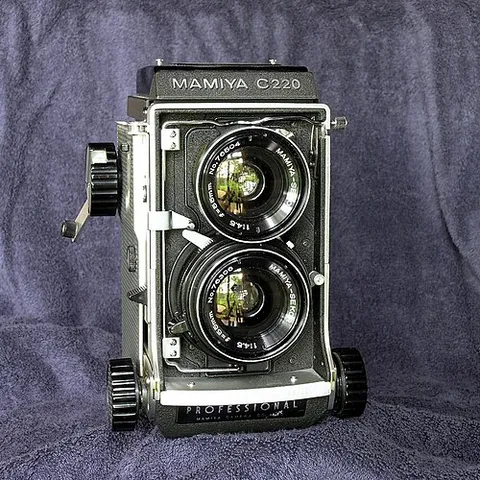 Mamiya C220