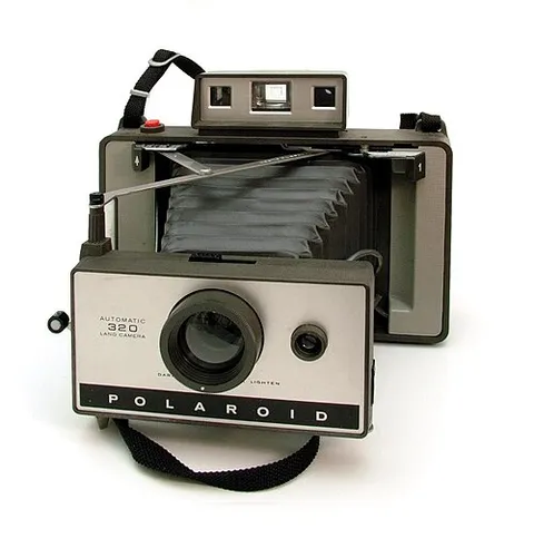 Polaroid Automatic 320