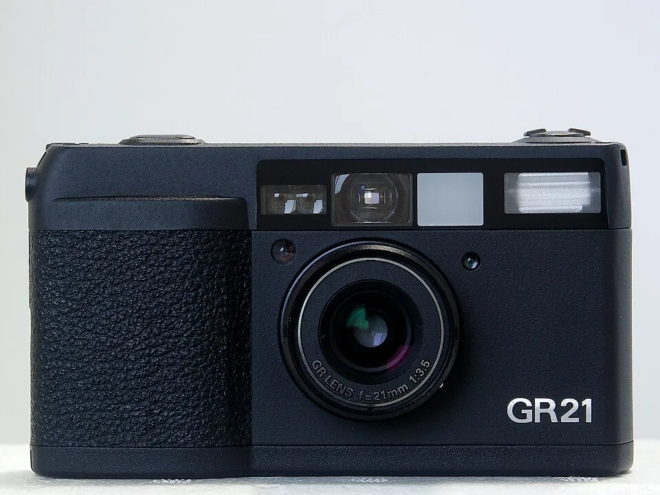 Ricoh GR21